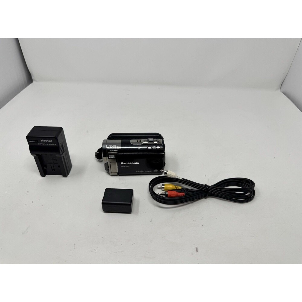 Panasonic SDR-H85 Camcorder Black Bundle - TESTED -